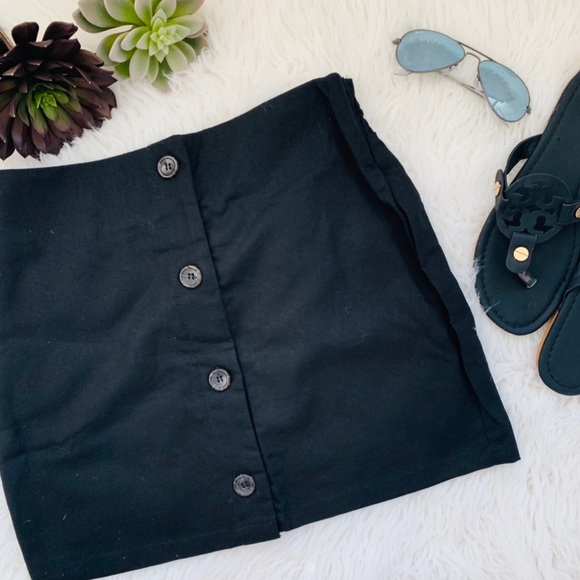 New Boutique Skirt - Picture 1 of 2